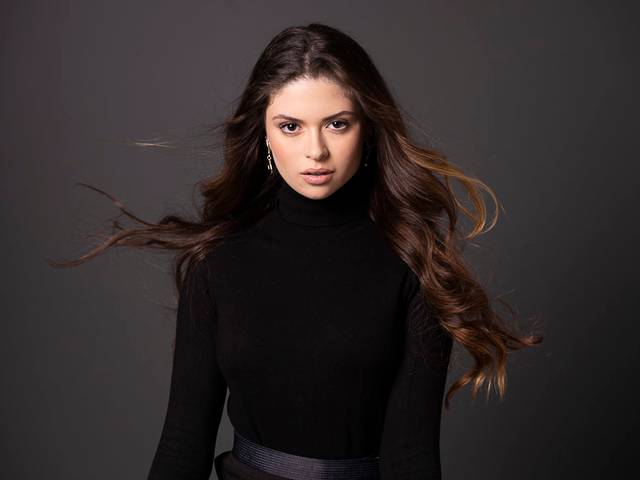 Perfil Profissional de Ensaio Gabi Borges 