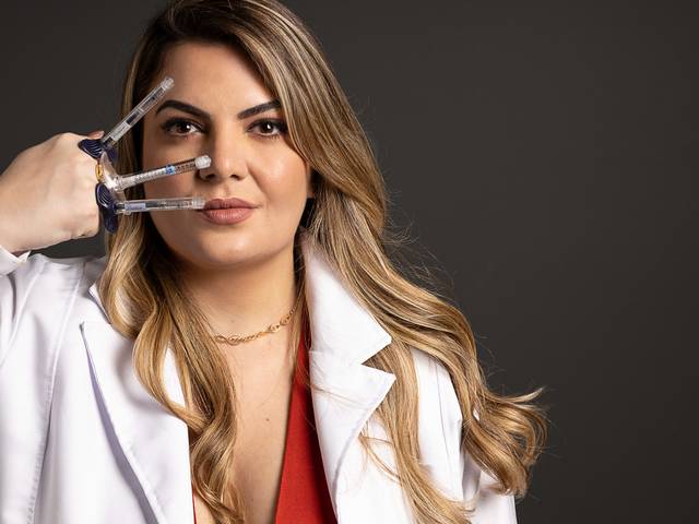 Perfil Profissional de Ensaio Dra. Andressa Zanon