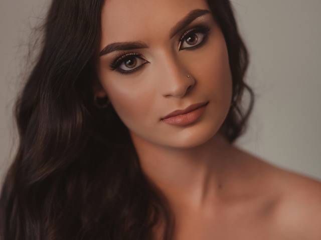 Feminino de LETÍCIA TRASEL