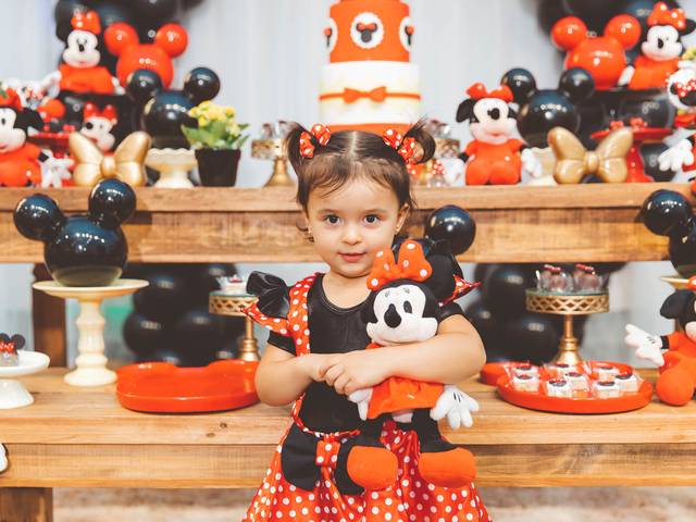 Aniversários de {Estela} 2 Anos