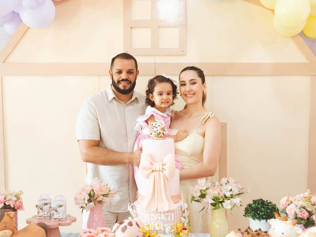 Aniversários de {Helena} 3 Anos