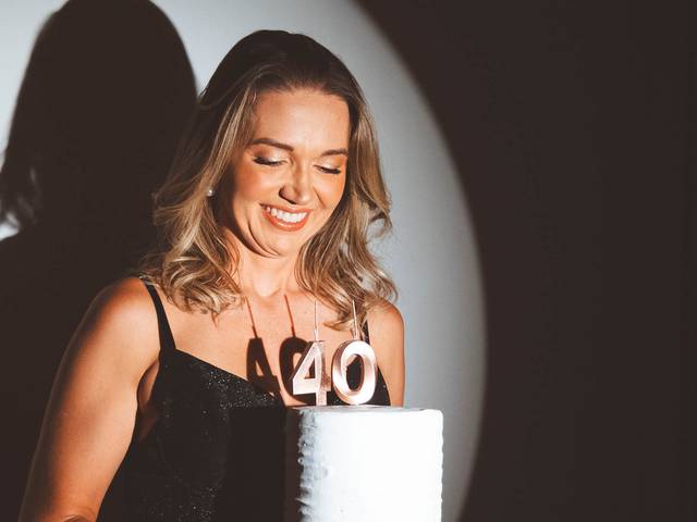 Gestante de {Thais} 40 Anos