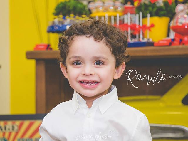 Aniversários de {Rômulo} 2 Anos