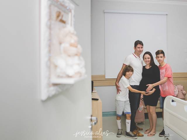 Nascimentos de {Helena} O Nascimento