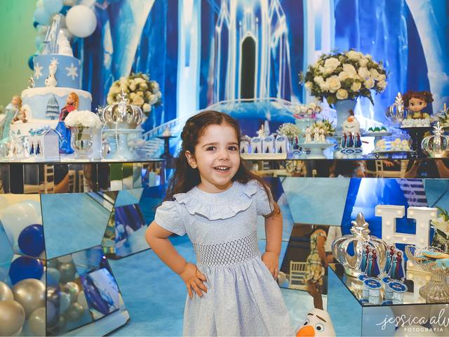 Aniversários de {Helena} 3 Anos