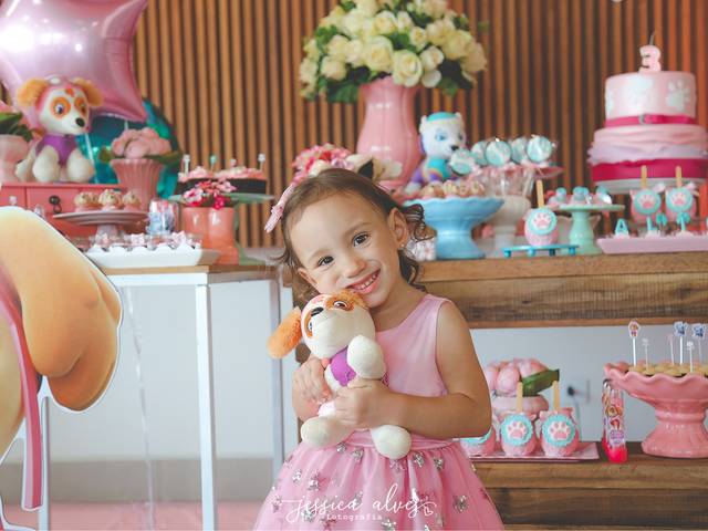 Aniversários de {Alice} 3 Anos