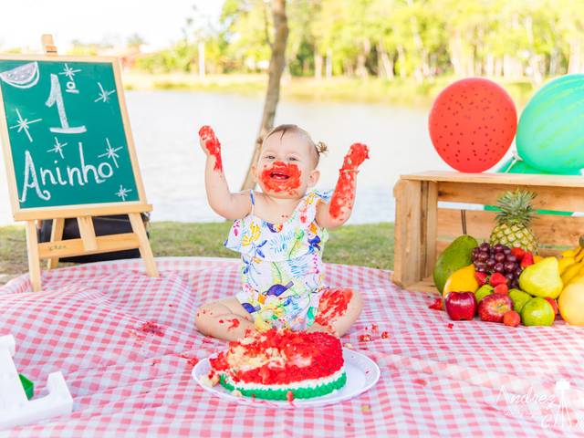 Ensaio de Smash the Cake Ana Luiza