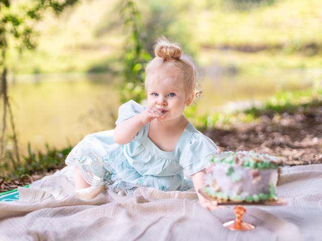 Acompanhamento  de Smash the Cake Lívia