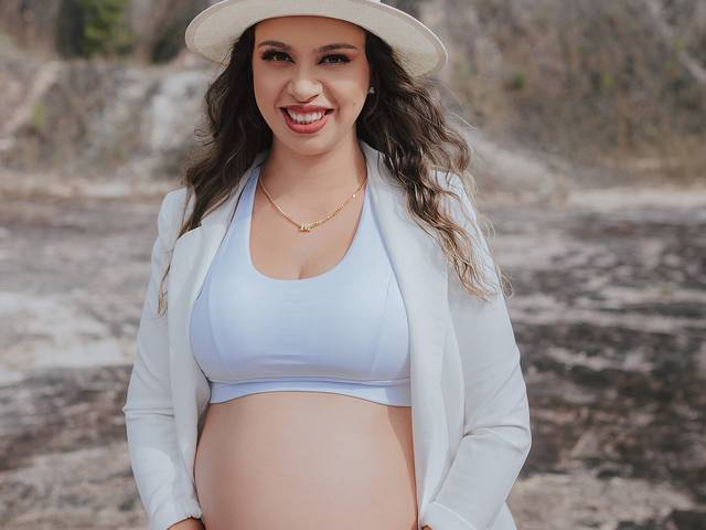 Ensaio Gestante de A espera de Maria Clara