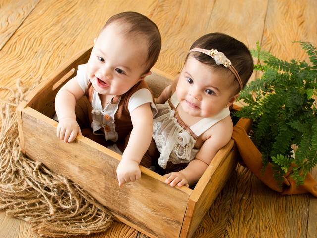 Acompanhamento de Chloe e Enrico - 8 meses