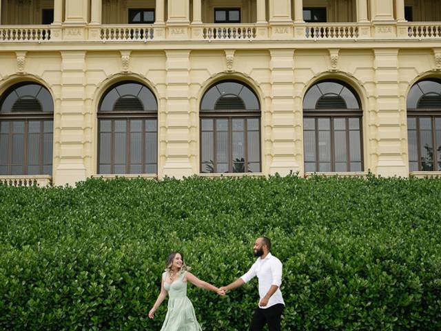 PRÉ-WEDDING de Ensaio Pré-Casamento em São Paulo: O Romance de Claudia e Matheus entre o Clássico e o Urbano