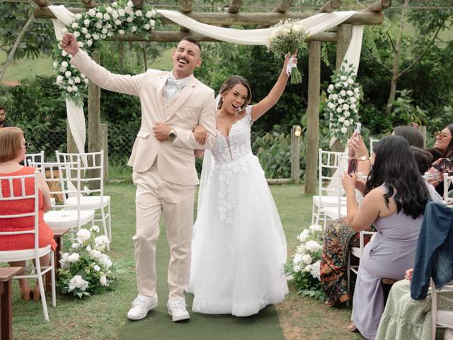 CASAMENTO de Emoção e Recomeços: O Casamento de Larissa e Ricardo na Chácara Mariah em Jacareí