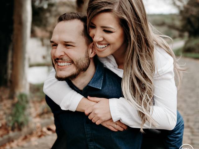 ENSAIO FOTOGRÁFICO de Felipe & Francielly - Ensaio Fotográfico de Casal na Wine Garden Miolo no Vale dos Vinhedos em Bento Gonçalves
