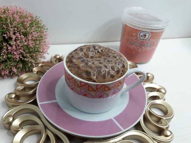 Cappuccino e Chocolate Quente de Cappuccino e Chocolate Quente