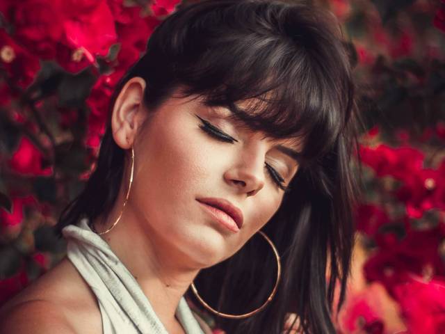 Ensaio feminino de Dúnia