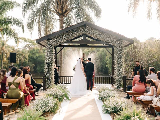 casamento de CASAMENTO BADULAQUE - VITÓRIA E CRISTIANO