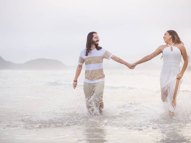 Pre wedding de ENSAIO PRE WEDDING PRAIA - ESTEVÃO E CAMILA