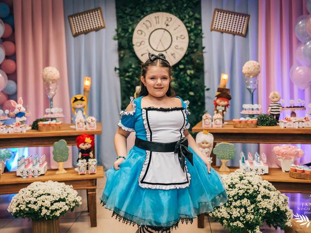 Infantil de Aniversário Manoela | 8 anos