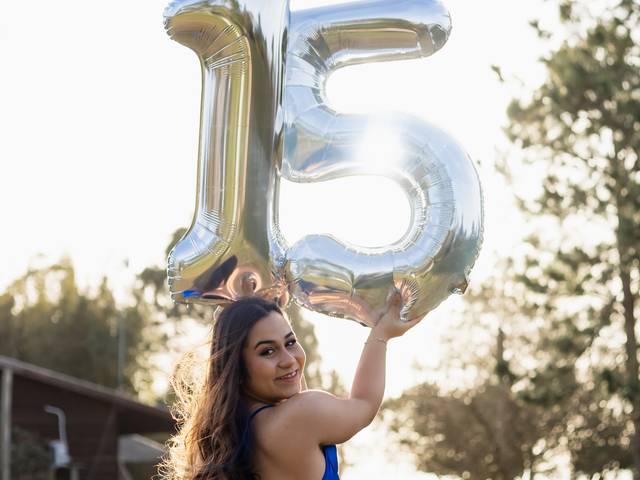 Debutante de Yllena - 15 anos