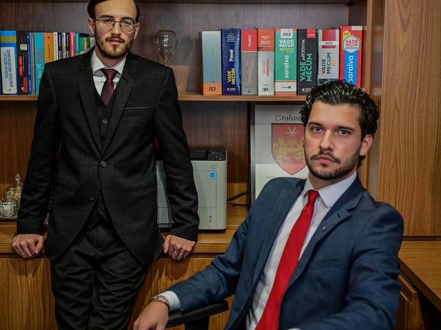 Ensaios de Gradaschi & Carvalho - Advogados Associados