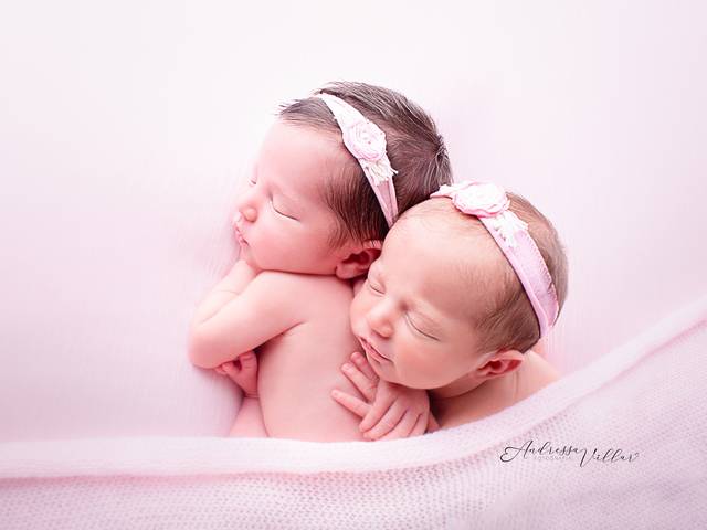 Newborn de Gêmeas Maria Luiza e Maria Eduarda - 8 dias