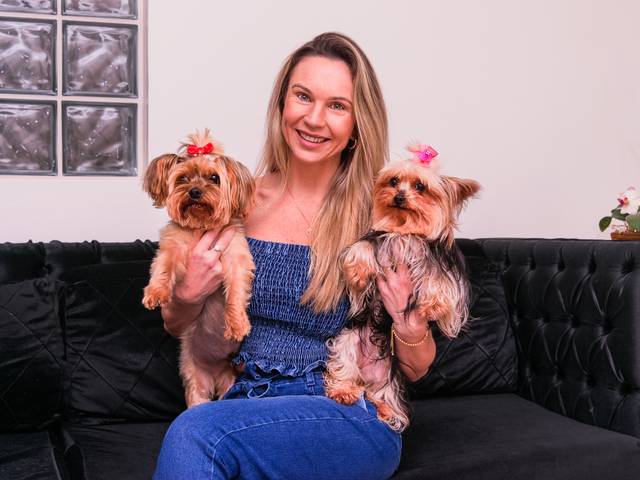 Corporativo de Esteticista - Cátia Birck