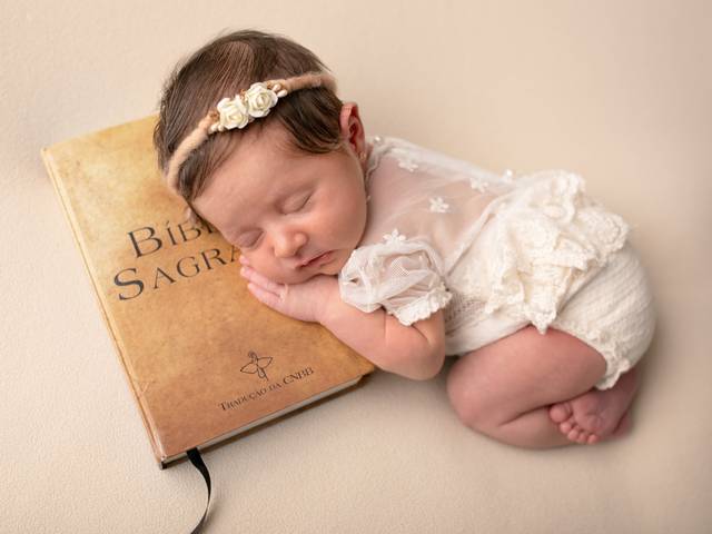 newborn de Lara