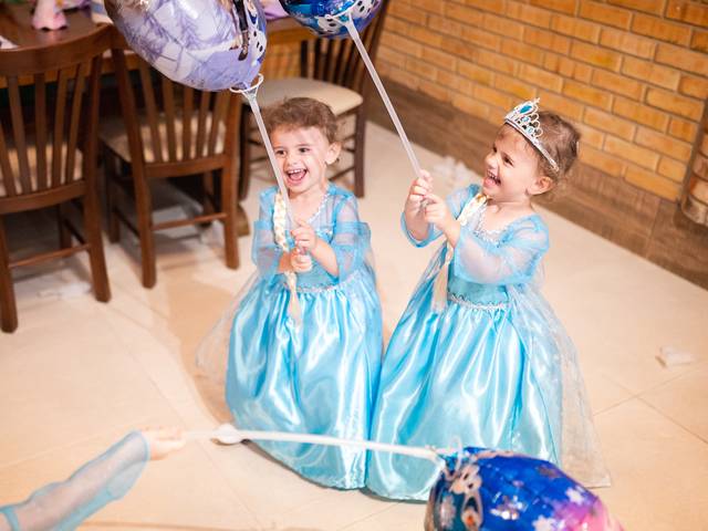 Aniversário Infantil de Laura e Luiza 3 anos