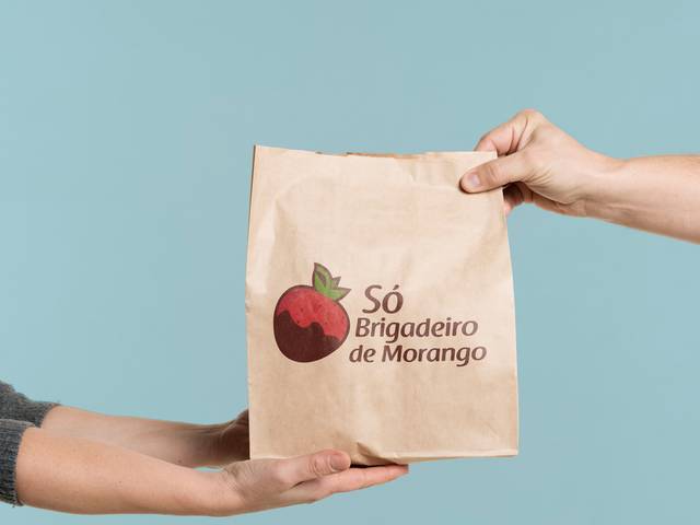 Branding de Só Brigadeiro de Morango