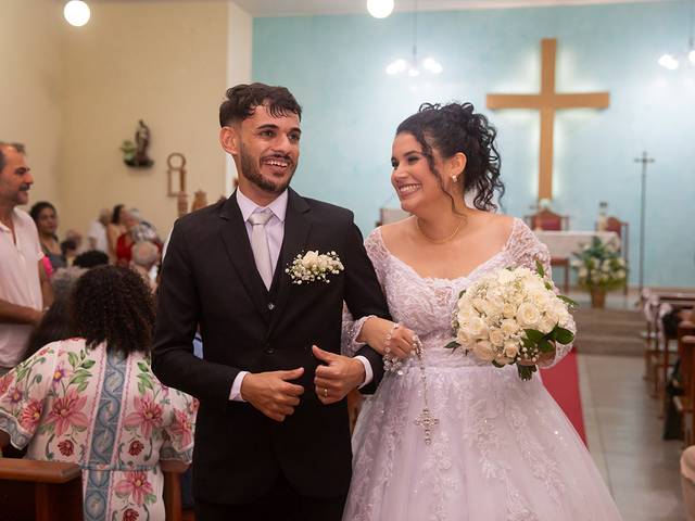 Pré-weddings e Weddings de Casamento Religioso de Ester e Renan | CEB São Benedito | Cariacica - ES