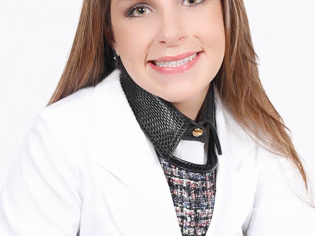 Corporativo de Dra. Flávia Siqueira