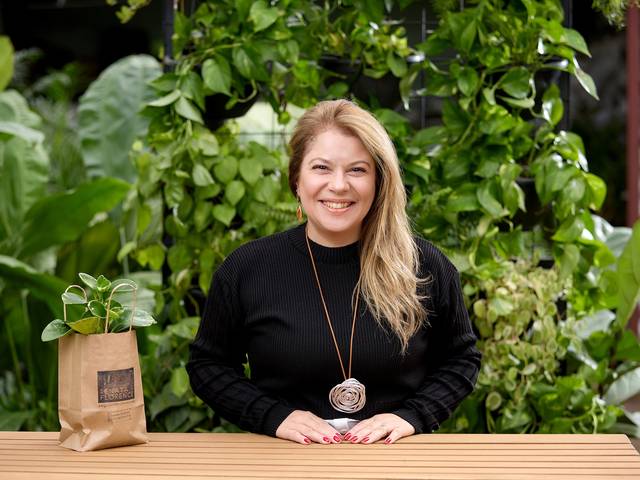 Retratos Corporativos de RENATA FLORENCE - Arquitetura & Paisagismo