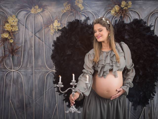 Gestante de Ensaio em Estúdio - Raquele 32 Semanas 