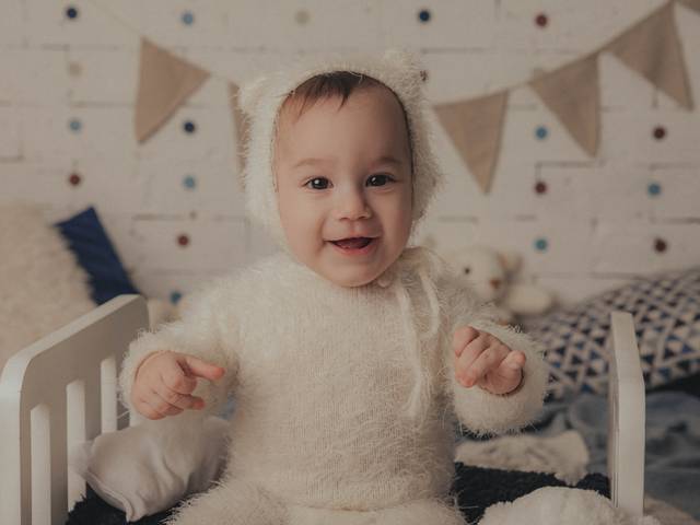 Crianças de NICOLAS PESCARA - 6 MESES