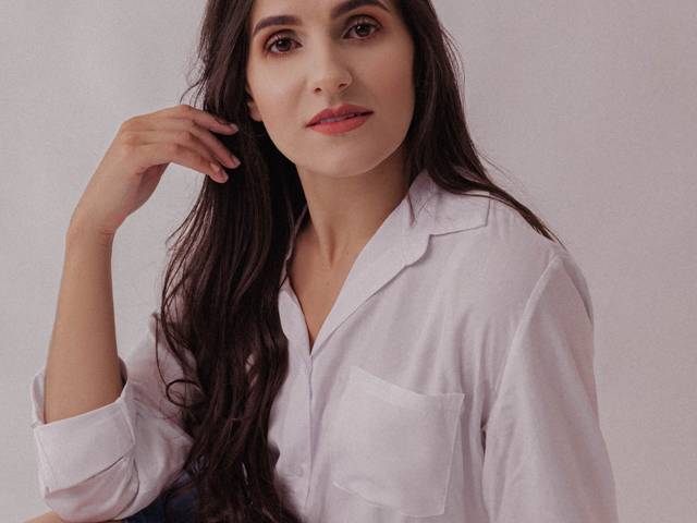 Outros de Eliane - PROFISSIONAL 