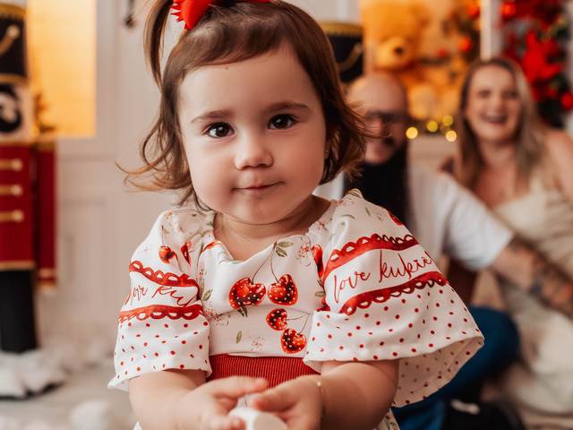 Crianças de Maria Júlia - Vitrine de Luzes