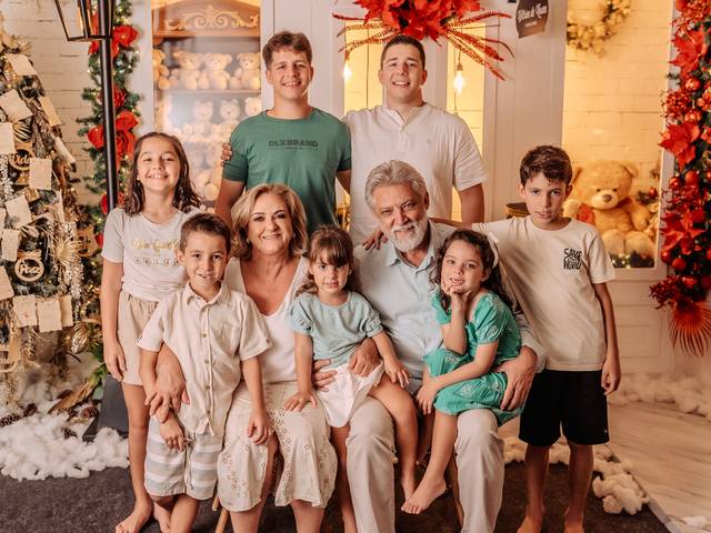 Famílias de Família Ciciri - Vitrine de Luzes