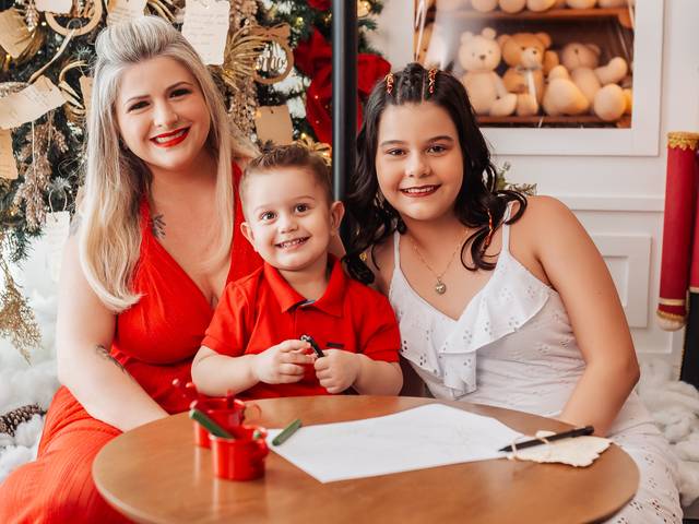 Famílias de Pietra e Gael - Vitrine de Luzes