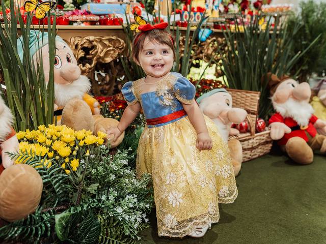 Aniversários de Emanuely - 1 ano