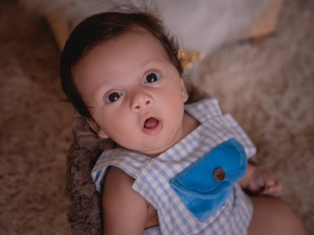 Crianças de Théo Lima 2 meses - illuminated new year 2019