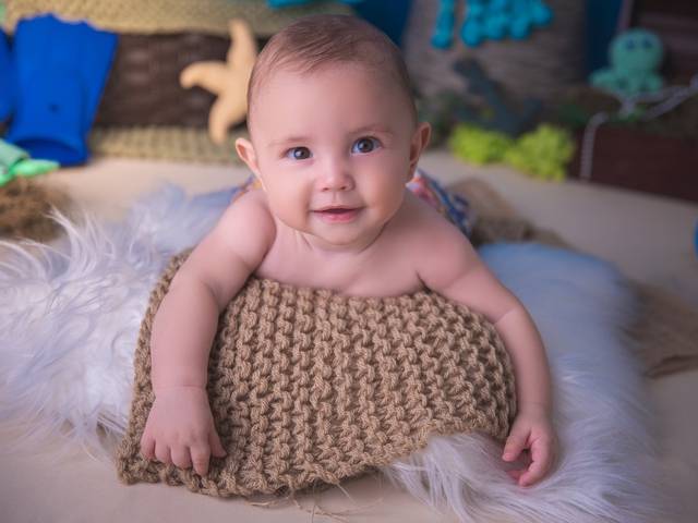 Crianças de Théo 4 meses 