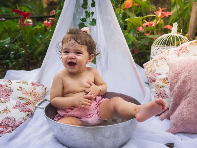 Smash The Cake de Jardim da Maria Valentina 