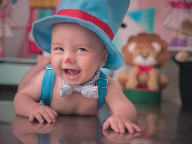 Crianças de Theo 5 meses 