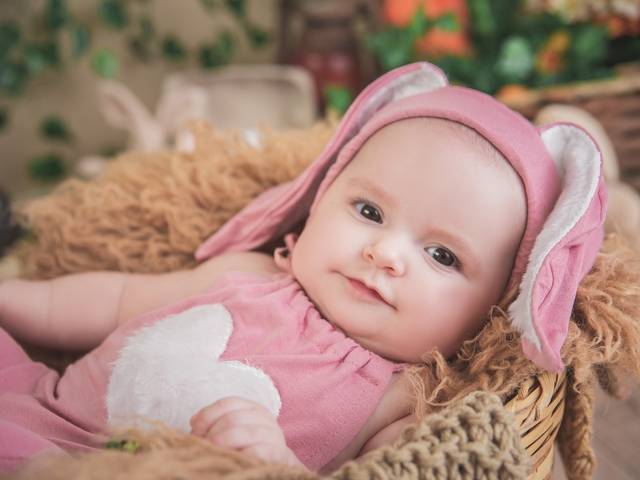 Crianças de Lívia 4 meses