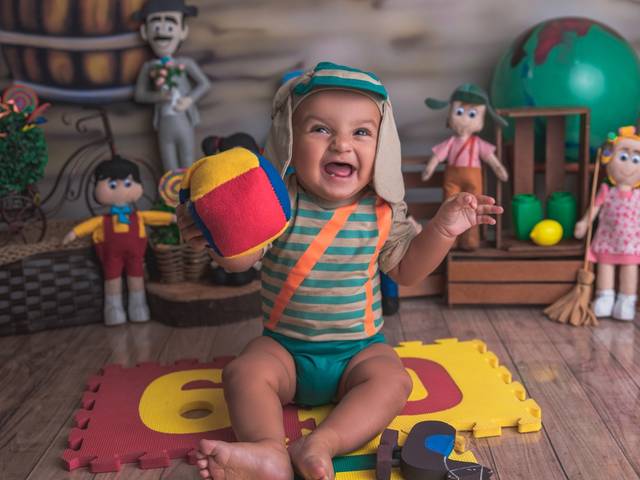 Crianças de Henry 8 meses