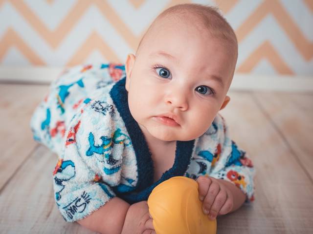 Crianças de Augusto 8 meses