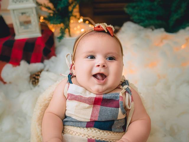 Crianças de Bella Canola - NATAL MÁGICO