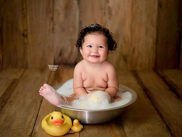 Bebê de Êllora - Banho de Bacia 