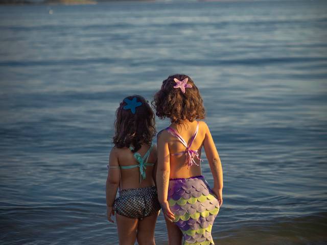 FAMÍLIA de Sisters and Mermaids 