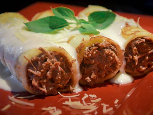 Tem Foto Nova Studio de Empratados e Buffet